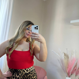 Body Kylie Rosso